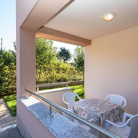 Apartment Apartments Crnekovic Jasna