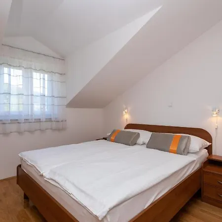Apartment Apartments Crnekovic Jasna *