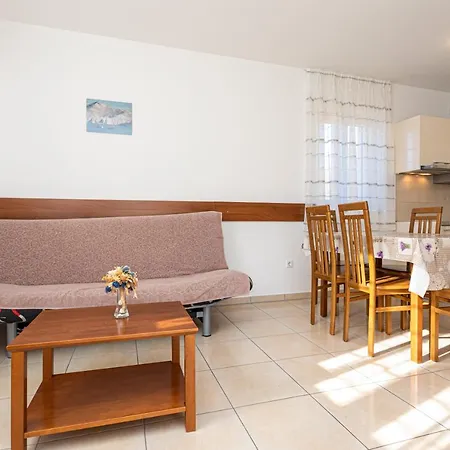 Apartments Crnekovic Jasna Baska (Krk)