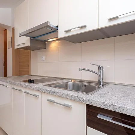 Apartments Crnekovic Jasna Apartment *